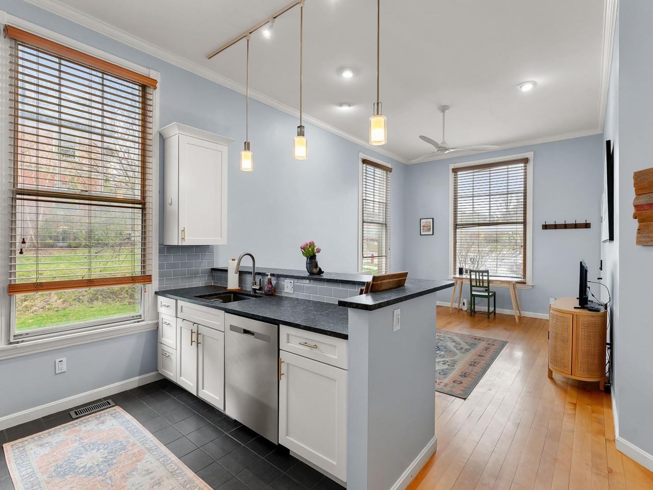 300 Main Street, Unit 2 Burlington, VT 05401 - Photo 3 of 26