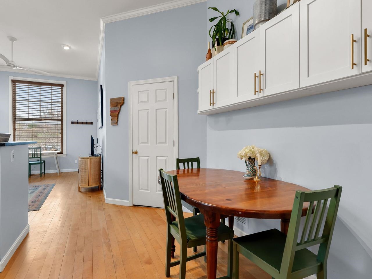 300 Main Street, Unit 2 Burlington, VT 05401 - Photo 6 of 26