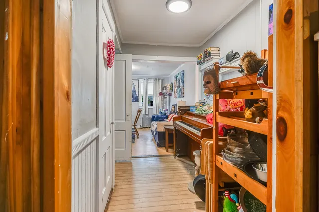 $350,000 | 8 Myrtle Street, Somersworth, NH 03878