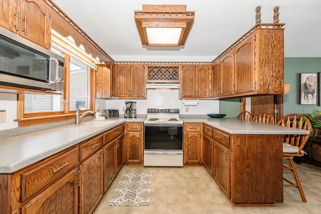 $499,900 | 6770 Lee Harbor Lane, Black Wolf, WI 54902