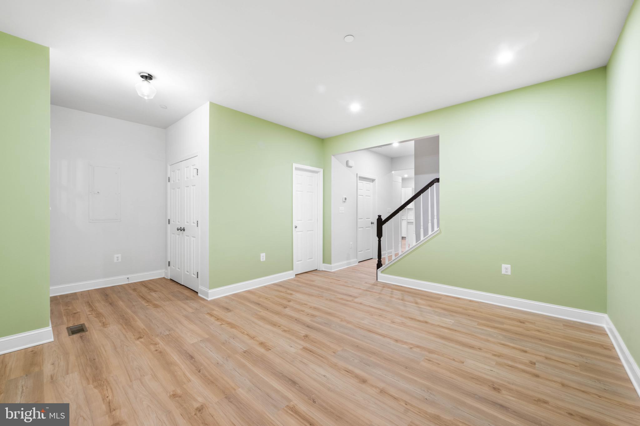 492 Mitchell Avenue Hagerstown, MD 21740 - Photo 3 of 19