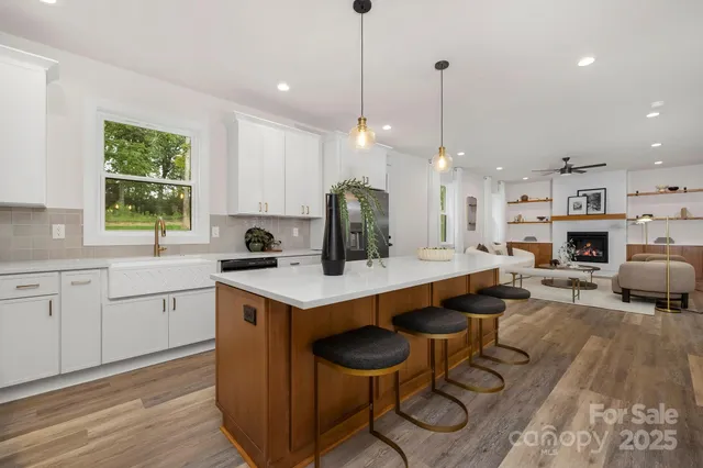 $749,000 | 16321 Riverpointe Drive, Charlotte, NC 28278