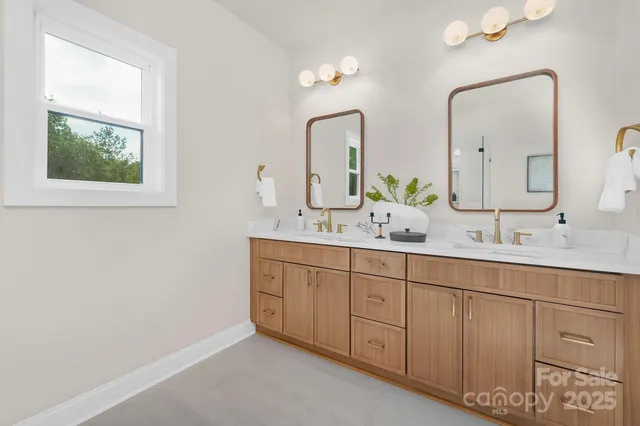 $749,000 | 16321 Riverpointe Drive, Charlotte, NC 28278