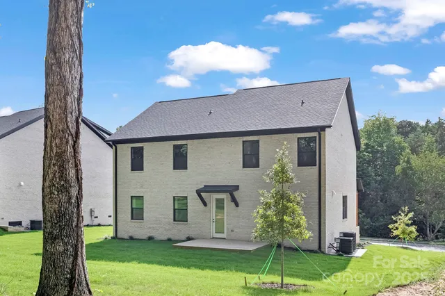 $749,000 | 16321 Riverpointe Drive, Charlotte, NC 28278