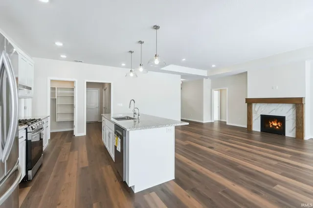 $429,910 | 3202 East Rock Way, Winona Lake, IN 46590