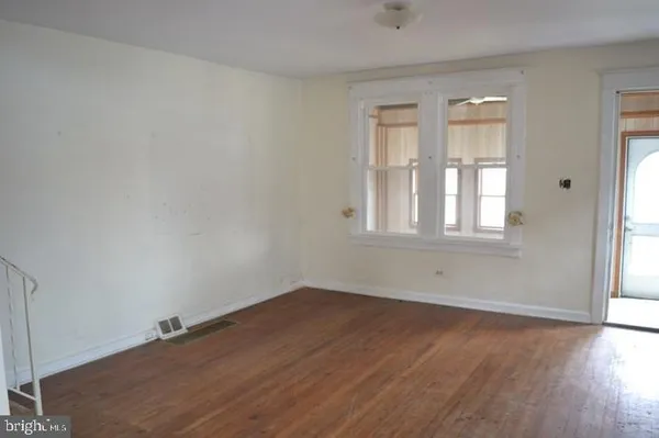 $199,900 | 631 10th Avenue, Prospect Park, PA 19076