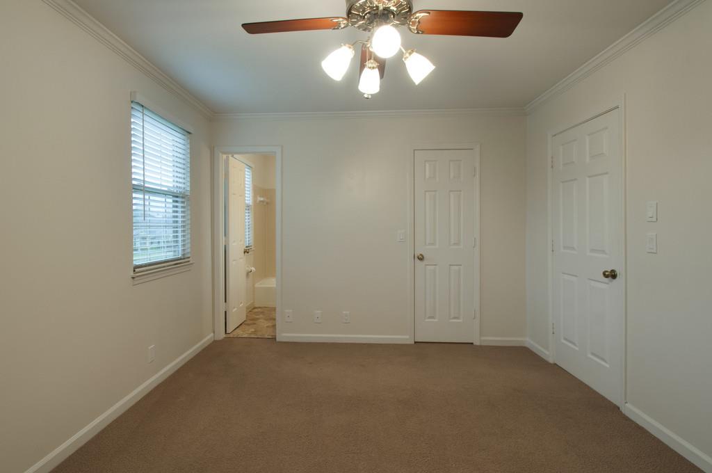 1243 General George Patton Road Nashville, TN 37221 - Photo 13 of 25 an empty room that has a window in it