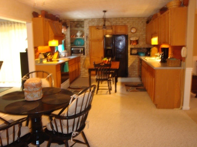 339 Farm Road Lewisburg, WV 24901 - Photo 13 of 39 Kitchen