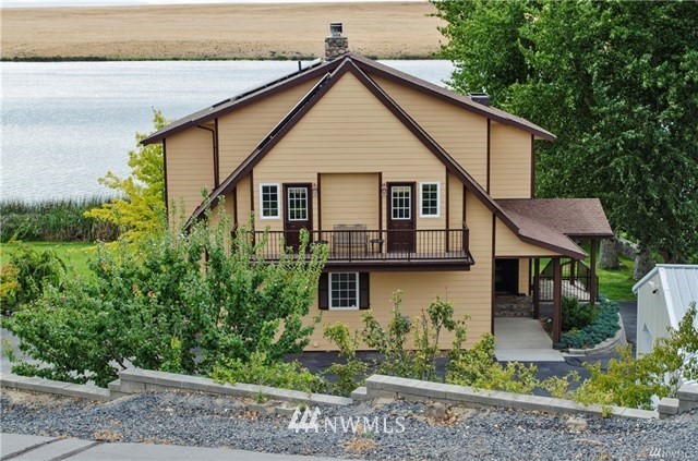7688 Stonecrest Road Northeast Moses Lake, WA 98837 - Photo 3 of 25 Gallery Image 3