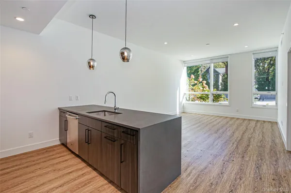 $4,500 | 39 Washington Avenue, Unit 205, Pleasantville, NY 10570