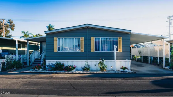 $225,000 | 280 Columbia Place, Unit 48, Oxnard, CA 93033
