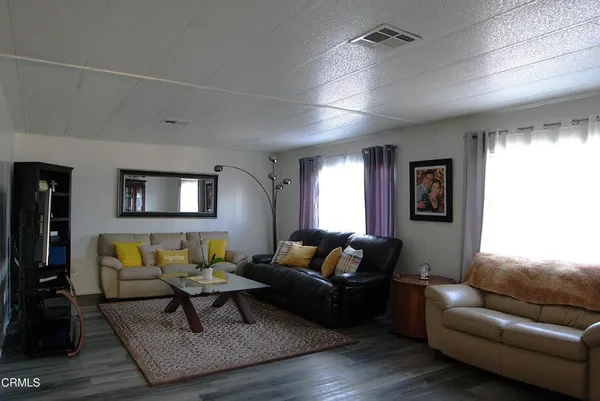 $225,000 | 280 Columbia Place, Unit 48, Oxnard, CA 93033