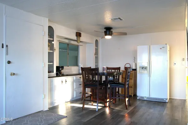 $225,000 | 280 Columbia Place, Unit 48, Oxnard, CA 93033