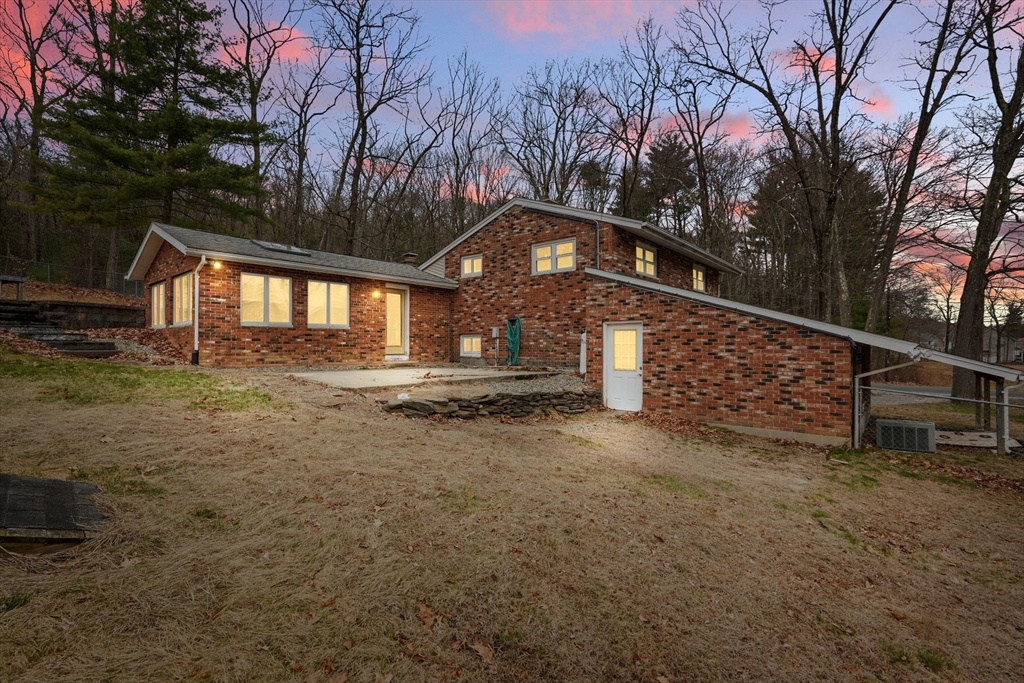 100 White Loaf Road Southampton, MA 01073 - Photo 35 of 40 Gallery Image 35