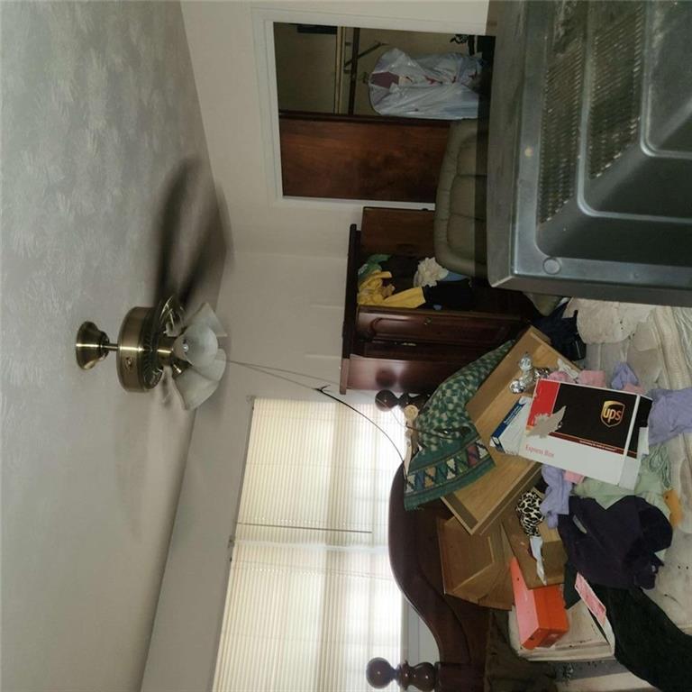 4461 Yates Road College Park, GA 30337 - Photo 4 of 19 a room with gym equipment