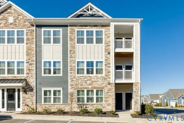 $304,950 | 6645 Citory Way, Unit 106, Moseley, VA 23120