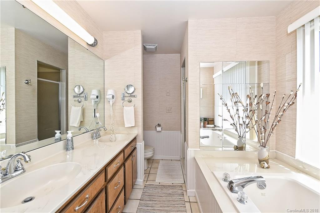 6216 Dovefield Road Charlotte, NC 28277 - Photo 16 of 27 Gallery Image 16
