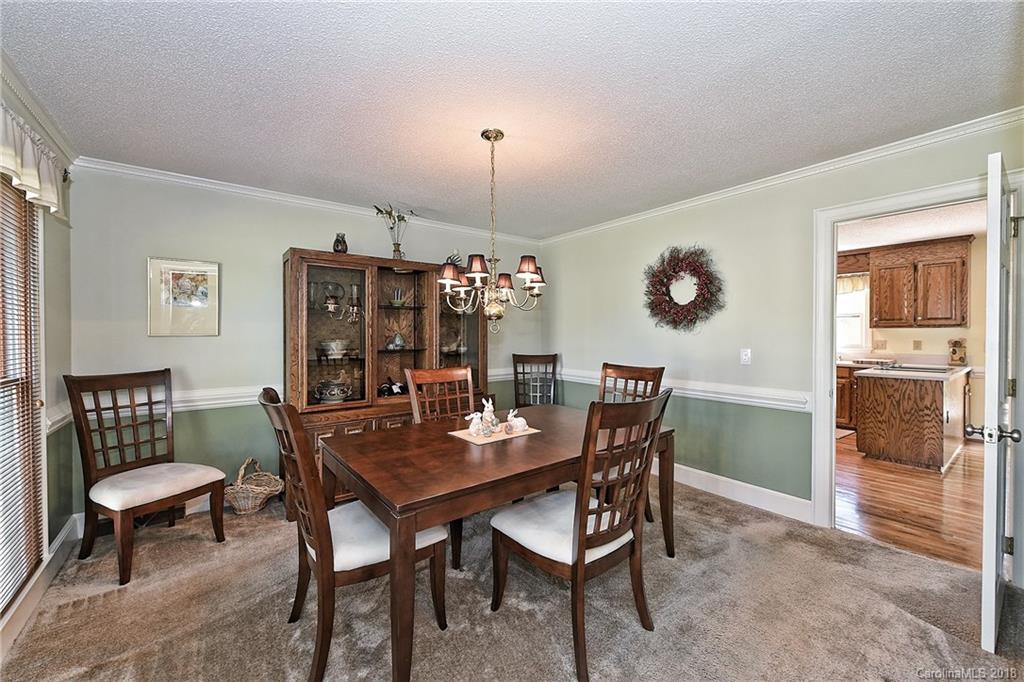 6216 Dovefield Road Charlotte, NC 28277 - Photo 5 of 27 Gallery Image 5