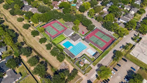 $300,000 | 12323 Brandywyne Drive, Houston, TX 77077