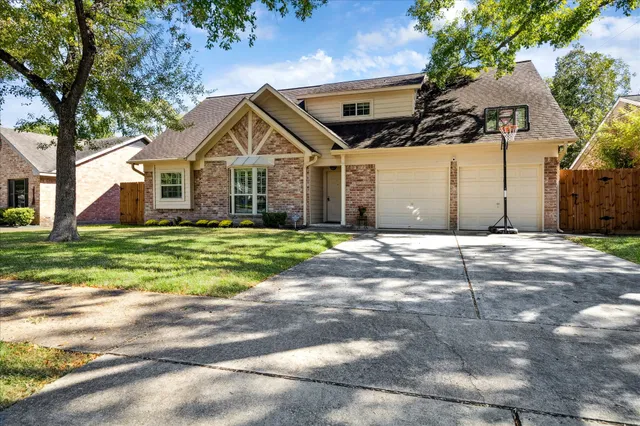 $300,000 | 12323 Brandywyne Drive, Houston, TX 77077
