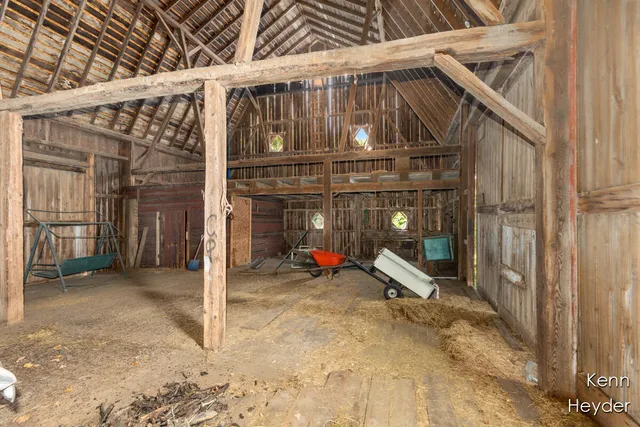 $340,000 | 1170 Indian Lakes Road Northwest, Sparta, MI 49345