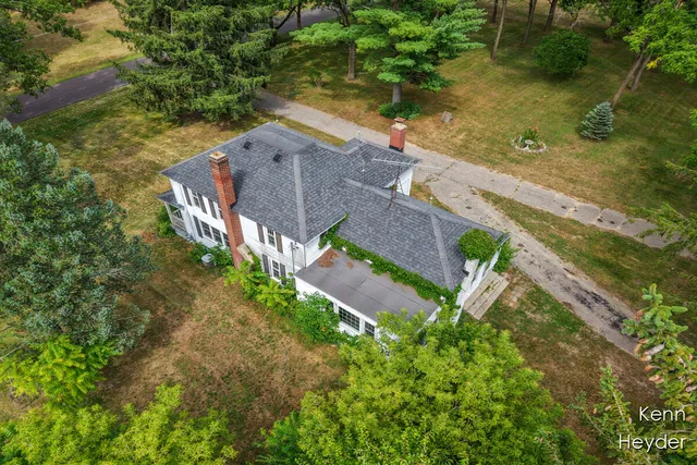 $340,000 | 1170 Indian Lakes Road Northwest, Sparta, MI 49345