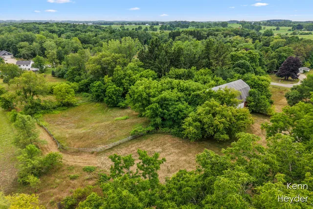 $340,000 | 1170 Indian Lakes Road Northwest, Sparta, MI 49345