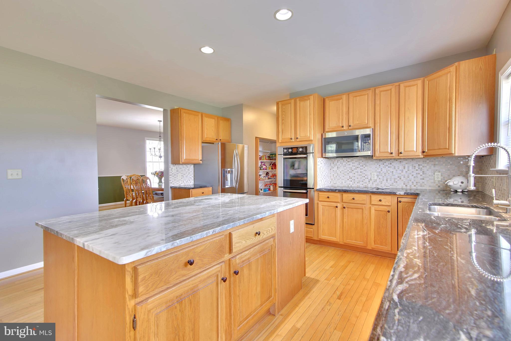 2270 Gapland Road Jefferson, MD 21755 - Photo 8 of 30 Center Island, 42" Cabinets, Recessed Lights
