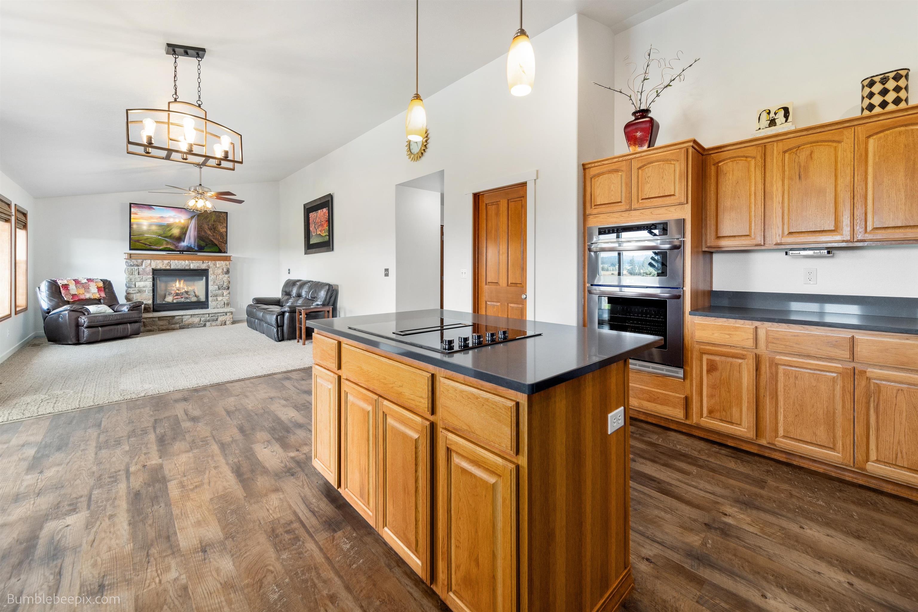 27211 North Monroe Road Deer Park, WA 99006 - Photo 13 of 49 Gallery Image 13