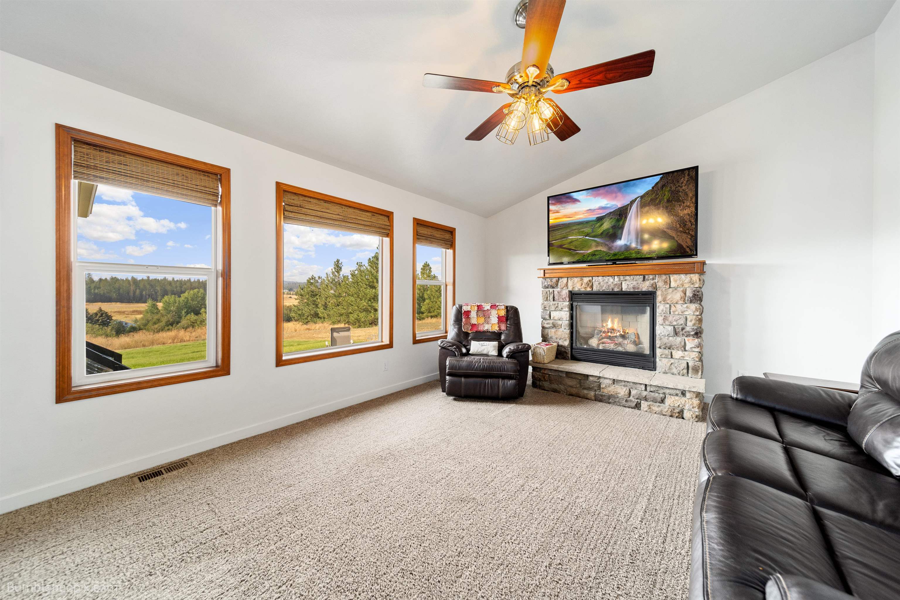 27211 North Monroe Road Deer Park, WA 99006 - Photo 15 of 49 Gallery Image 15