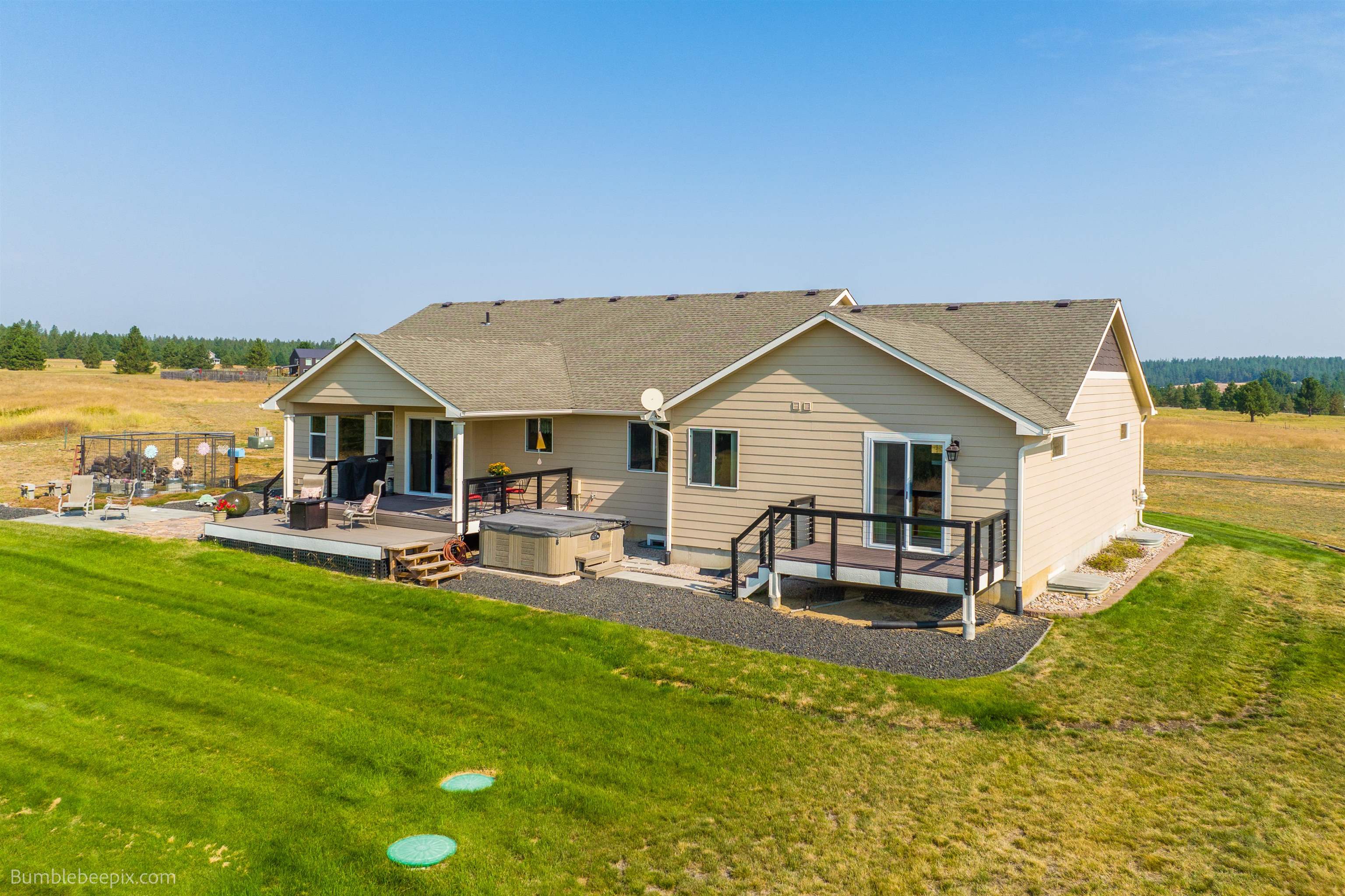 27211 North Monroe Road Deer Park, WA 99006 - Photo 3 of 49 Gallery Image 3