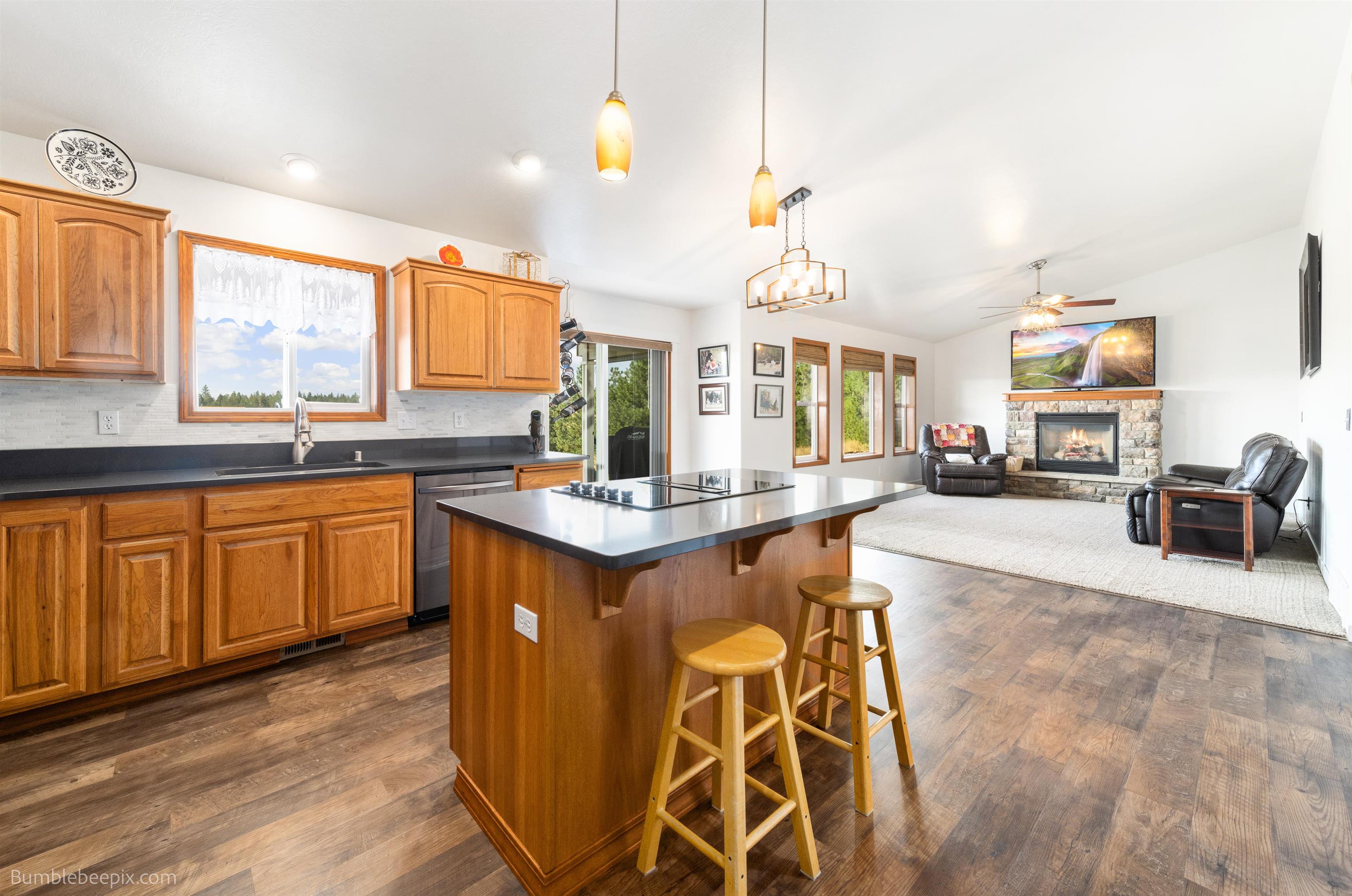 27211 North Monroe Road Deer Park, WA 99006 - Photo 10 of 49 Gallery Image 10