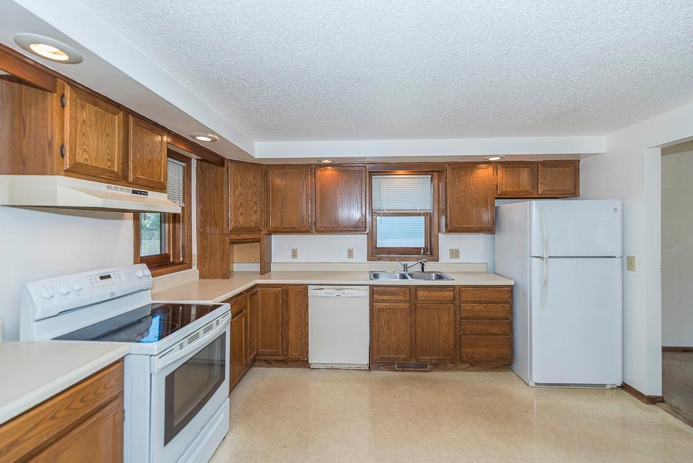 1303 South 8th Street Brainerd, MN 56401 - Photo 6 of 39