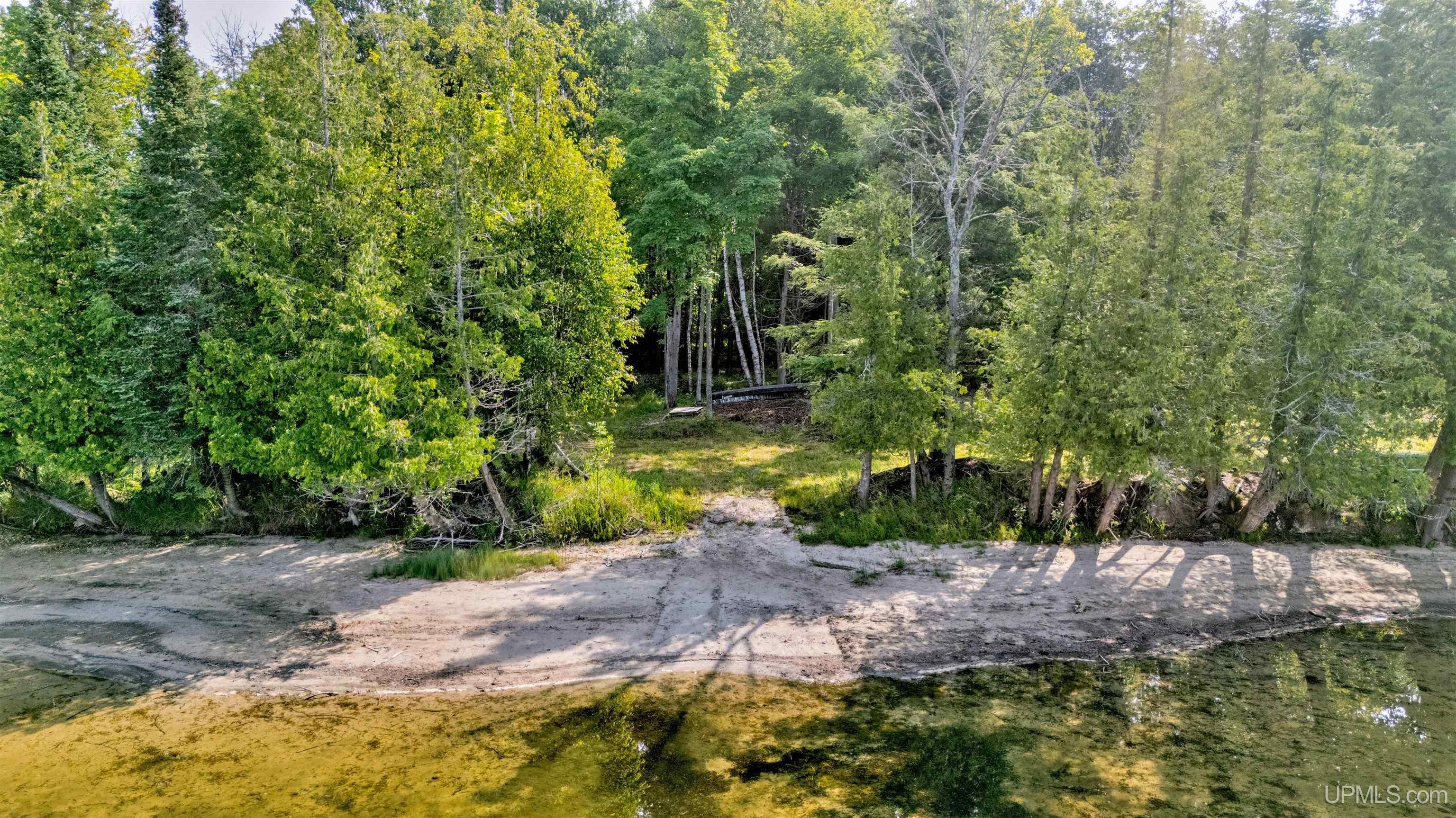 9887 Kk Road Rapid River, MI 49878 - Photo 17 of 31 Gallery Image 17