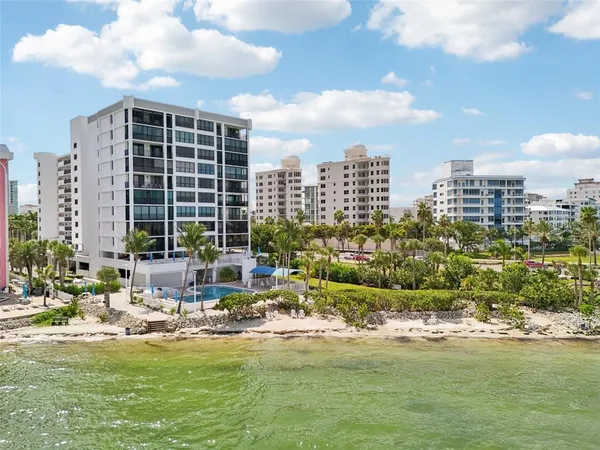 $4,500 | 11 Sunset Drive, Unit 502, Sarasota, FL 34236