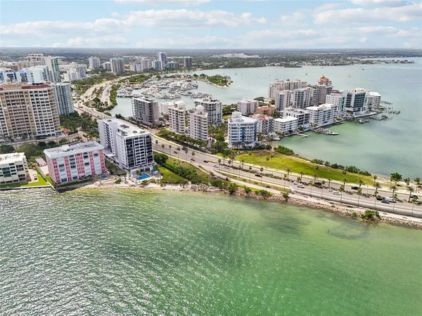 $4,500 | 11 Sunset Drive, Unit 502, Sarasota, FL 34236