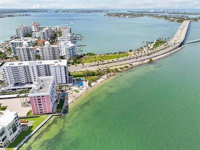 $4,500 | 11 Sunset Drive, Unit 502, Sarasota, FL 34236