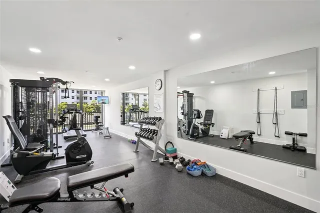 $4,500 | 11 Sunset Drive, Unit 502, Sarasota, FL 34236