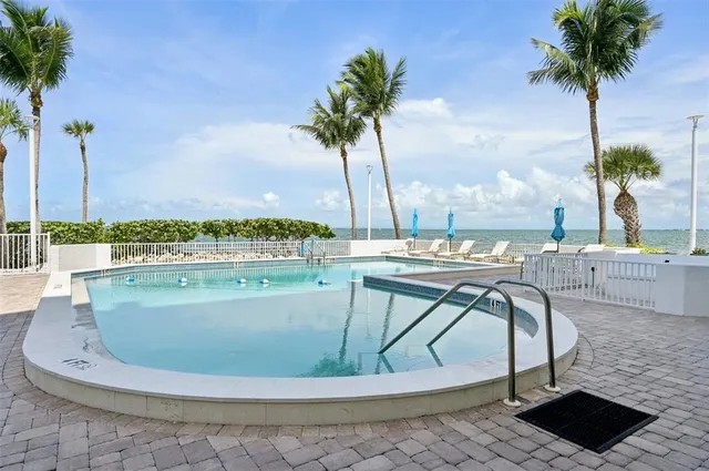 $4,500 | 11 Sunset Drive, Unit 502, Sarasota, FL 34236