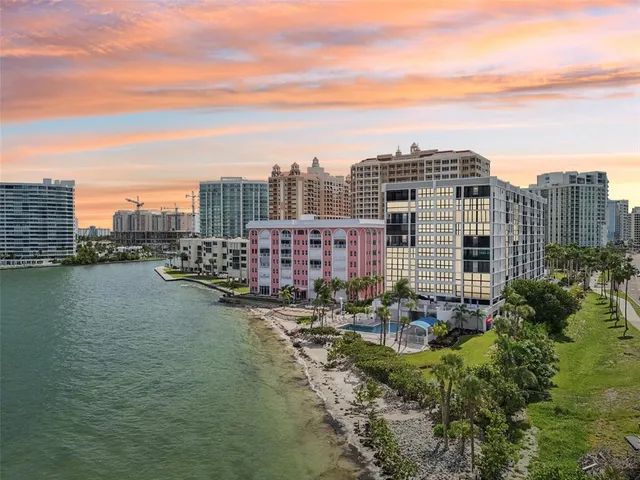 $4,500 | 11 Sunset Drive, Unit 502, Sarasota, FL 34236