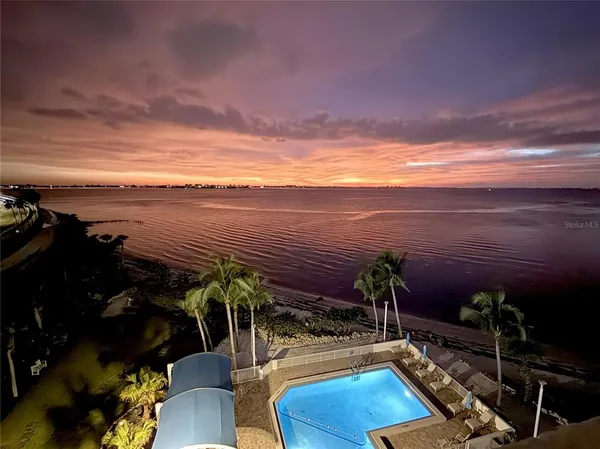 a view of livingroom with furniture and white walls