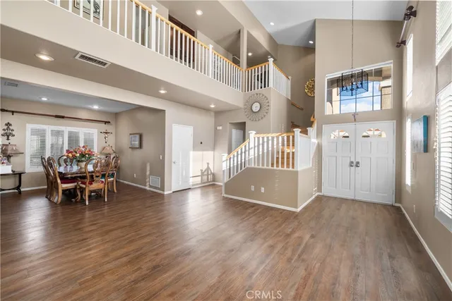 a view of a livingroom with furniture and furniture