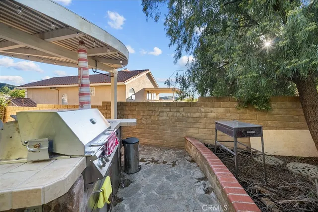 a view of entryway with a bench