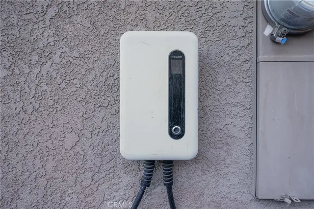 $929,000 | 28741 Park Woodland Place, Saugus, CA 91390