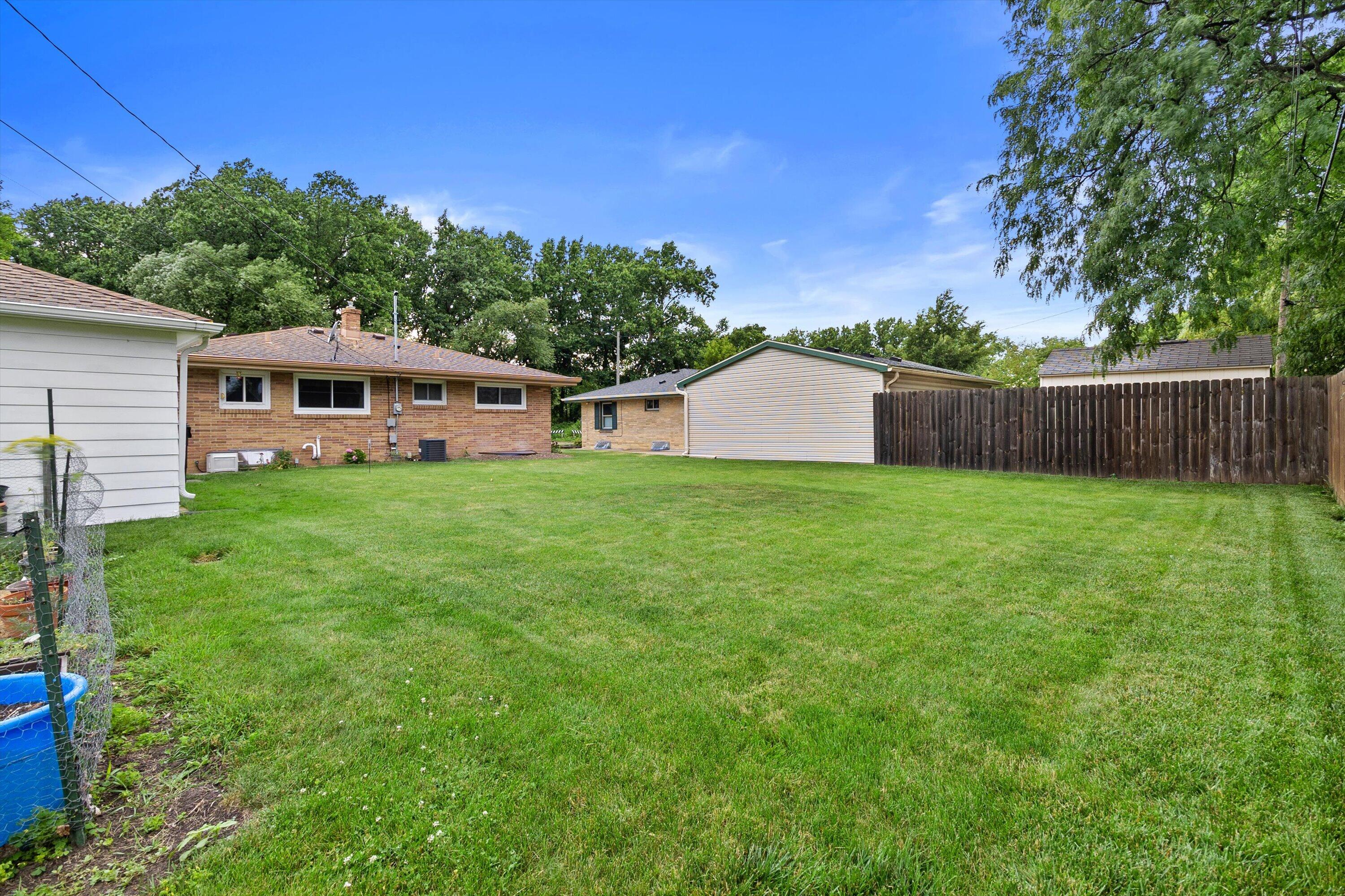 3801 Charles Street Racine, WI 53402 - Photo 22 of 28 6-E6A9281