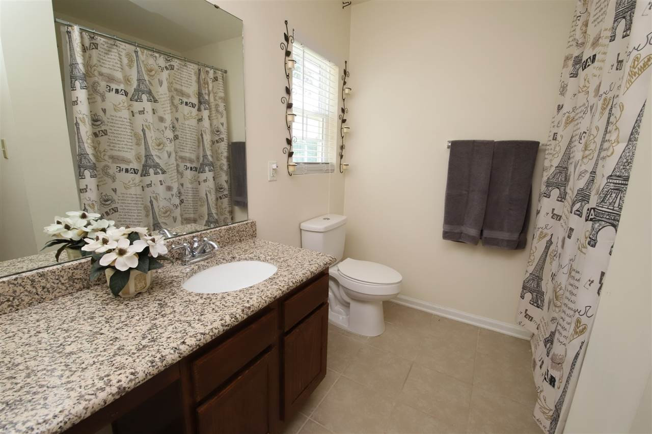 2540 Quarry Ridge Lane Raleigh, NC 27610 - Photo 29 of 30 Full Guest Bath