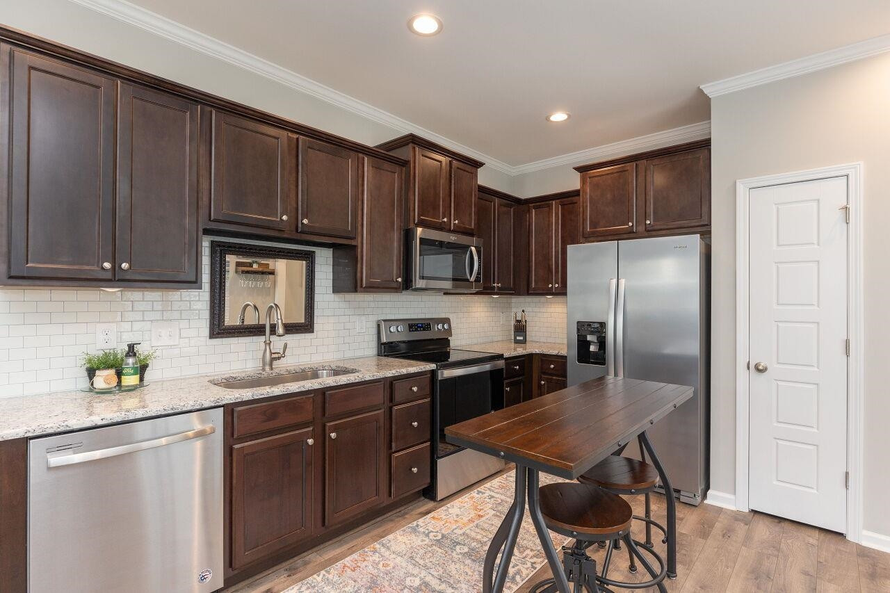 48 Yellow Jacket Ridge Clayton, NC 27520 - Photo 9 of 21 Kitchen