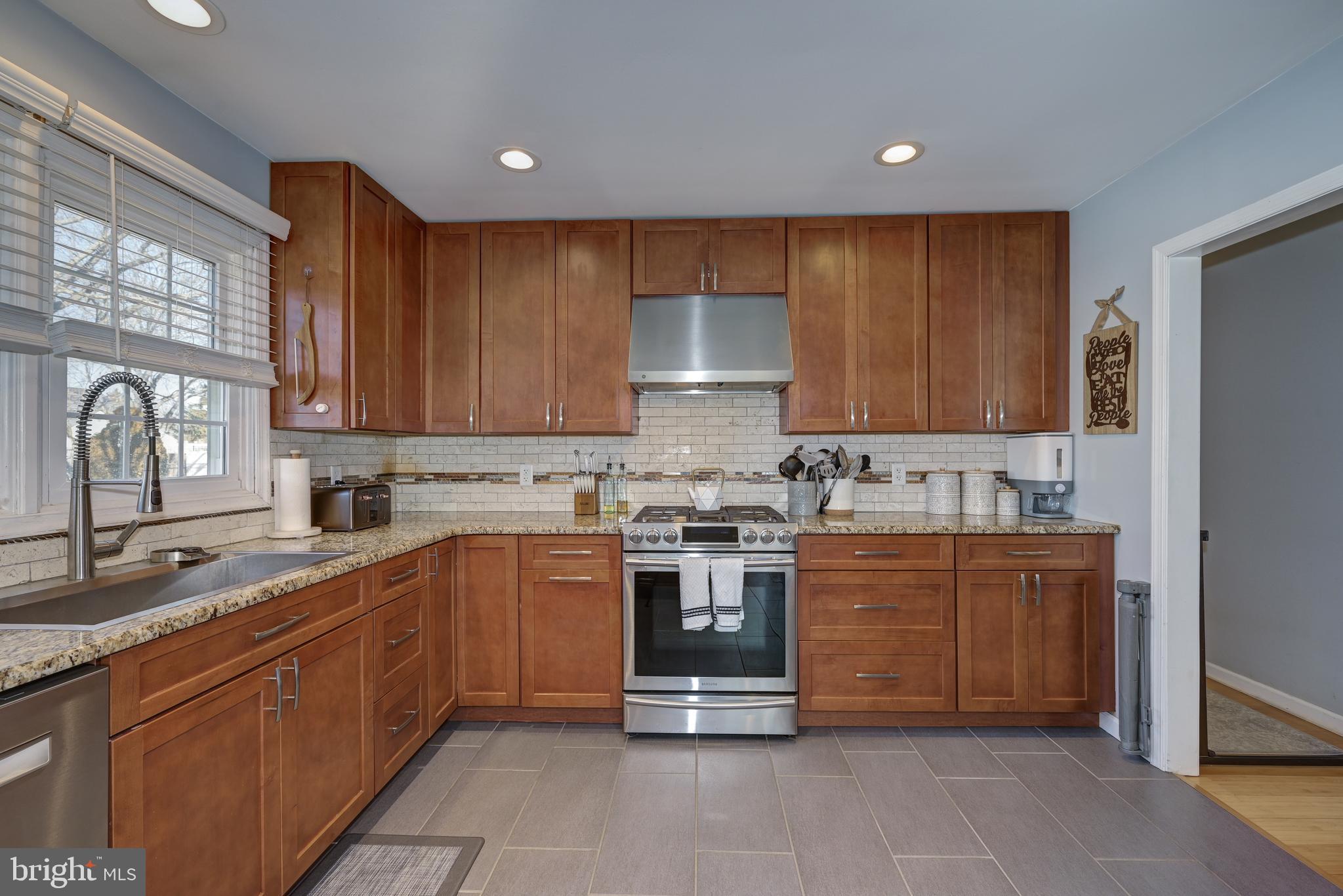 211 Valley Forge Road Cinnaminson, NJ 08077 - Photo 8 of 37