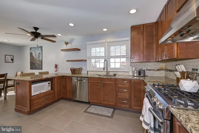 $475,000 | 211 Valley Forge Road, Cinnaminson, NJ 08077