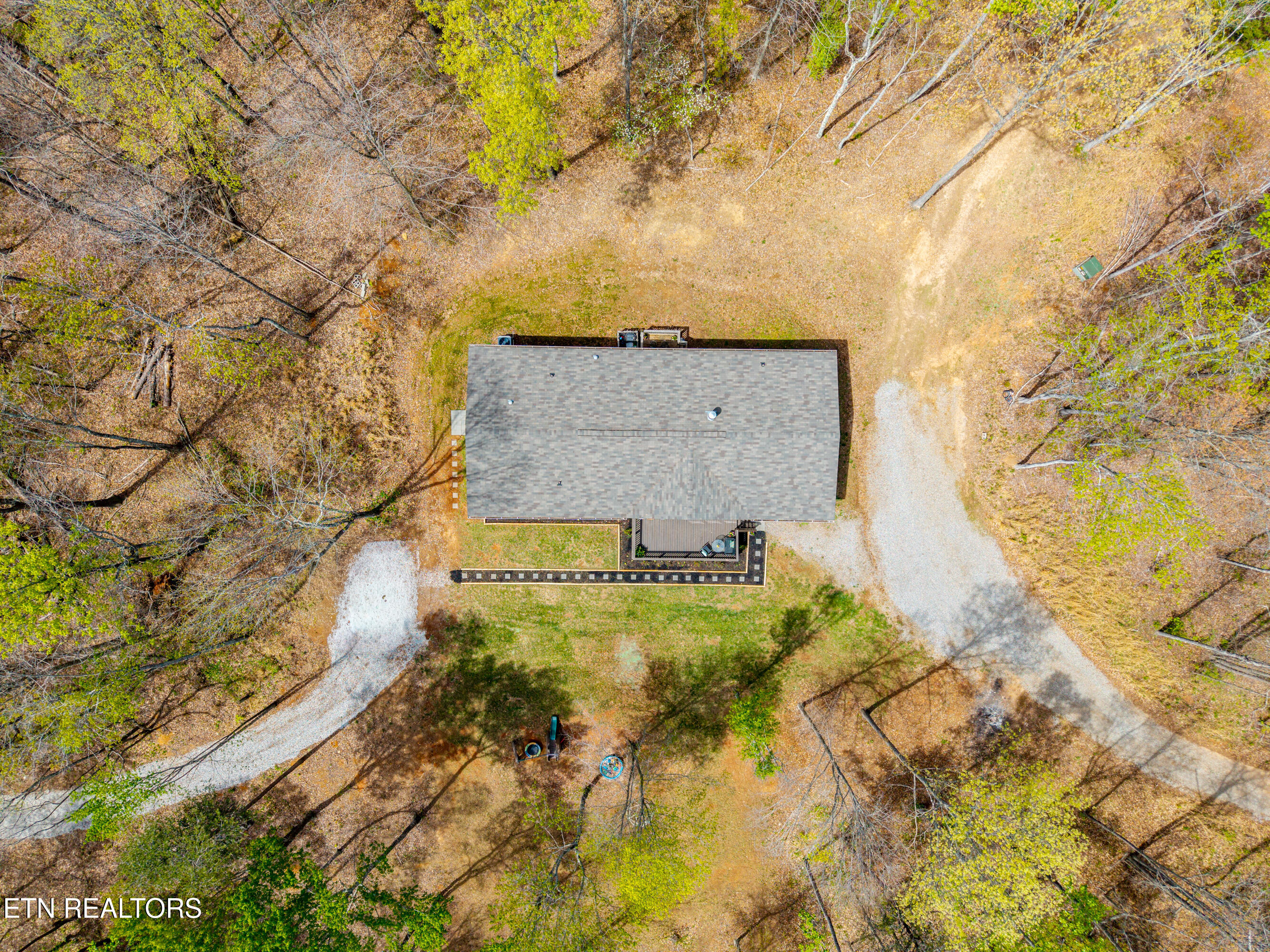 702 Dogwood Valley Road Kingston, TN 37763 - Photo 35 of 47 702DogwoodValleyRd-43